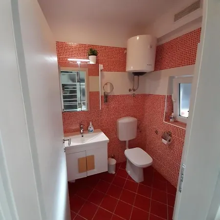 Mel&stef, Charming House, With Private Swimming Pool Ideal For Family Vacation Apartment