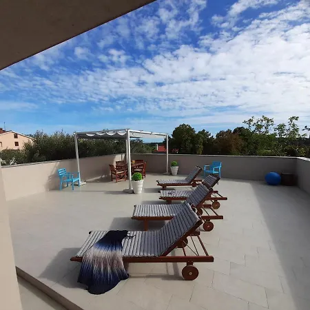 Mel&stef, Charming House, With Private Swimming Pool Ideal For Family Vacation Pula
