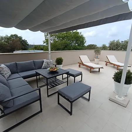 Mel&stef, Charming House, With Private Swimming Pool Ideal For Family Vacation